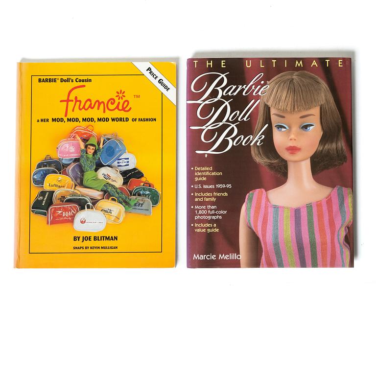 Böcker, Barbie, 16 st,  bland annat, "Barbie - her life and times" & "Barbie Fashion vol I & II".