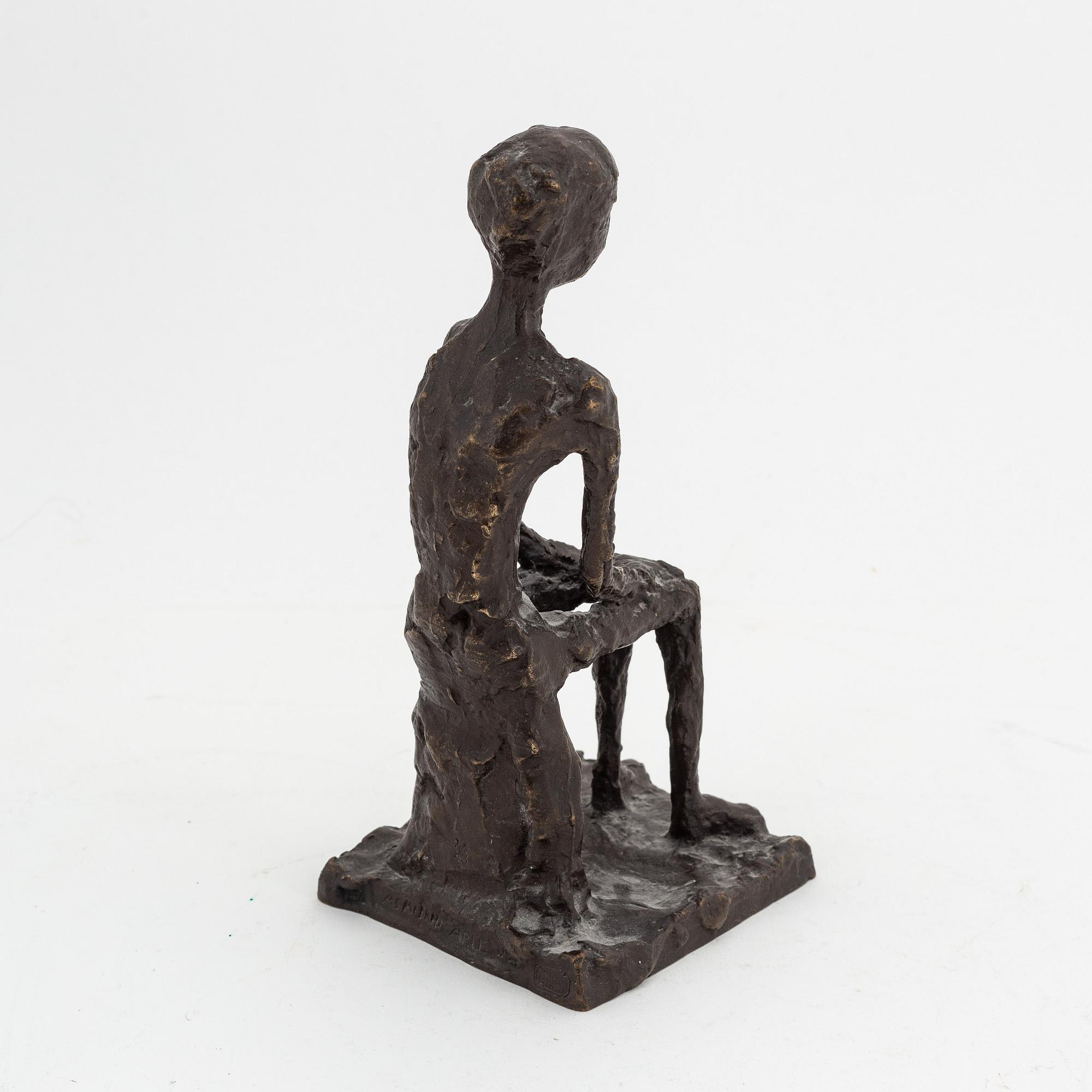Asmund Arle, skulptur, brons, signerad och daterad 1950.