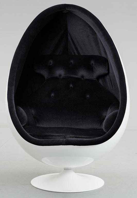 An Henrik Thor-Larsen 'Ovalia' easy chair, Sweden.
