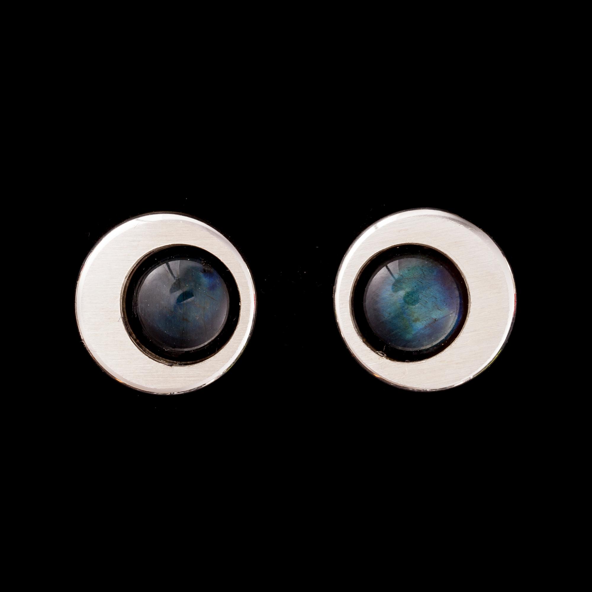 MANSCHETTKNAPPAR, silver, spektrolit. Kalevi Sara, Åbo.