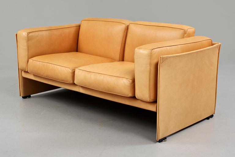 SOFFA, "405 Duc", Mario Bellini, Cassina, modellen formgiven 1976.".