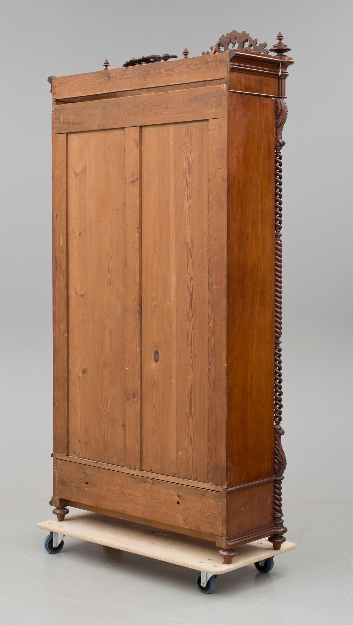 BOKSKÅP, senempire, 1800-talets mitt.