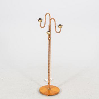 A 1940s floor lamp.