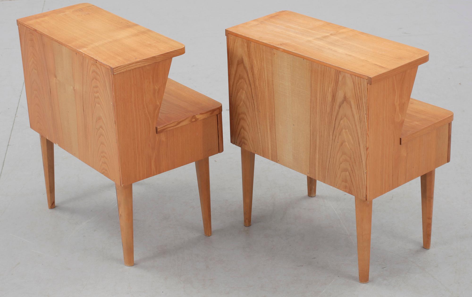 SÄNGBORD, ett par, 1950-tal.