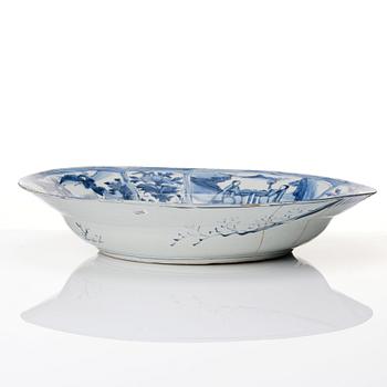 A large blue and white kraak charger, Ming dynasty, late Wanli/1630's.