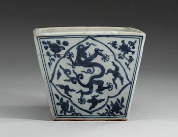 A blue and white cache-pot, Ming dynasty with Jiajing six character mark and period (1522-1566) .