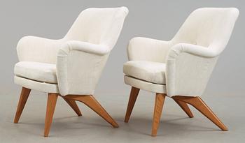 A pair of Carl-Gustav Hiort af Ornäs easy chairs, Helsinki 1950's.