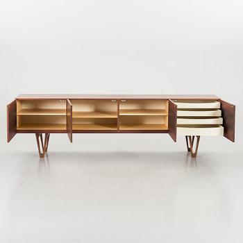 IB KOFOD LARSEN, sideboard  Seffle möbelfabrik 1960-tal Citesintyg.