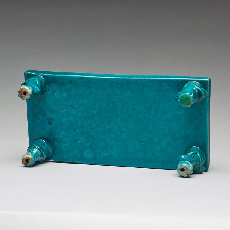 A turquoise stand in the shape of a table, Qing dynasty, Kangxi (1662-1722).