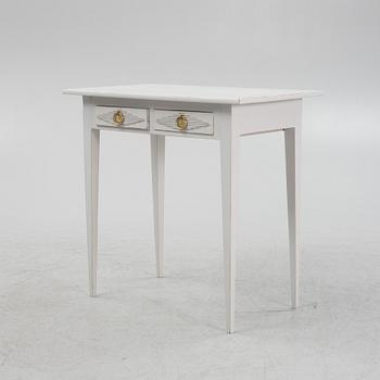 Bord, gustaviansk stil, 1900-tal med delvis äldre delar.