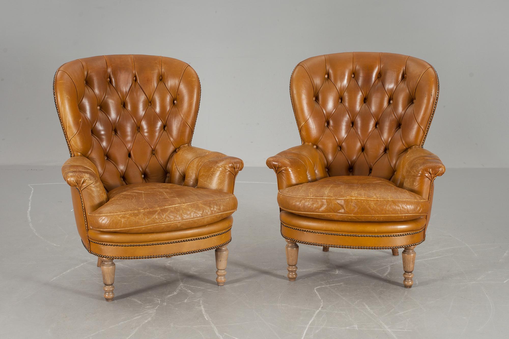 FÅTÖLJER, ett par, 1900-talets andra hälft.