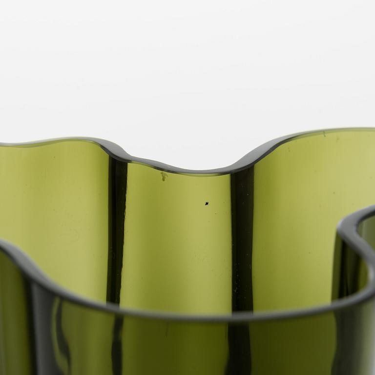 Alvar Aalto, a 1950s glass vase, model 3030, signed Alvar Aalto 3030.