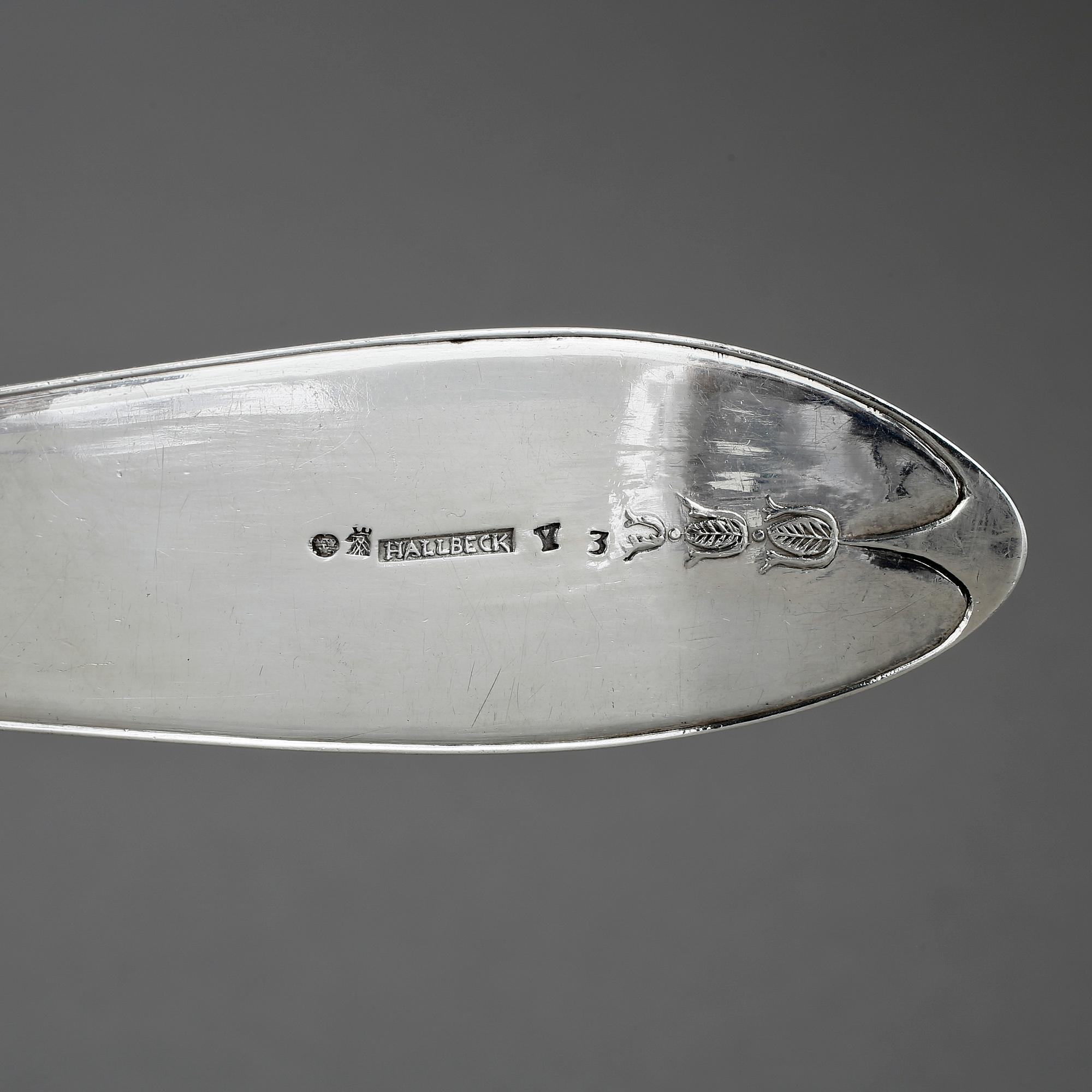 SOPPSLEV, silver, Paul Georg Hallbeck Malmö 1829. Vikt 255 gr.