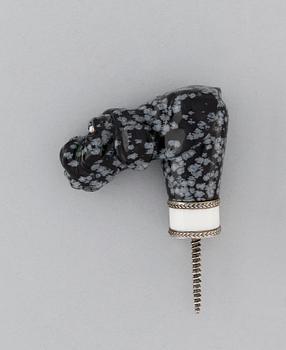A RUSSIAN HARDSTONE AND ENAMEL CANE HANDLE, unmarked, early 20th century.