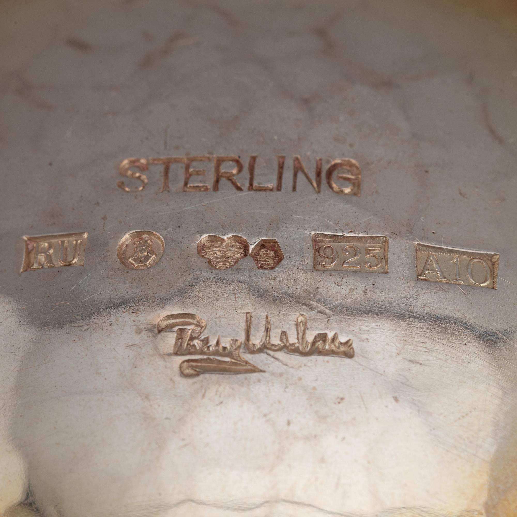 A sterling silver tumbler by Ray Urban, Stockholm, 1975.