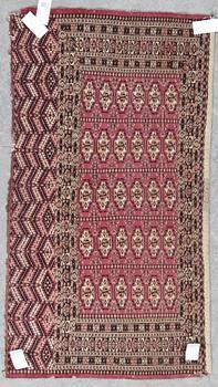 MATTA, antik Tekke chuval. Ca 72,5 x 132,5 cm.