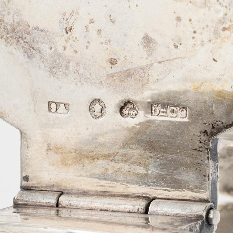 CG Hallberg, vinkanna, silver och glas, Stockholm 1899.