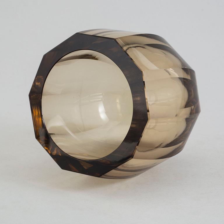 GERDA STRÖMBERG, a glass vase from Strömbergshyttan, 1935.