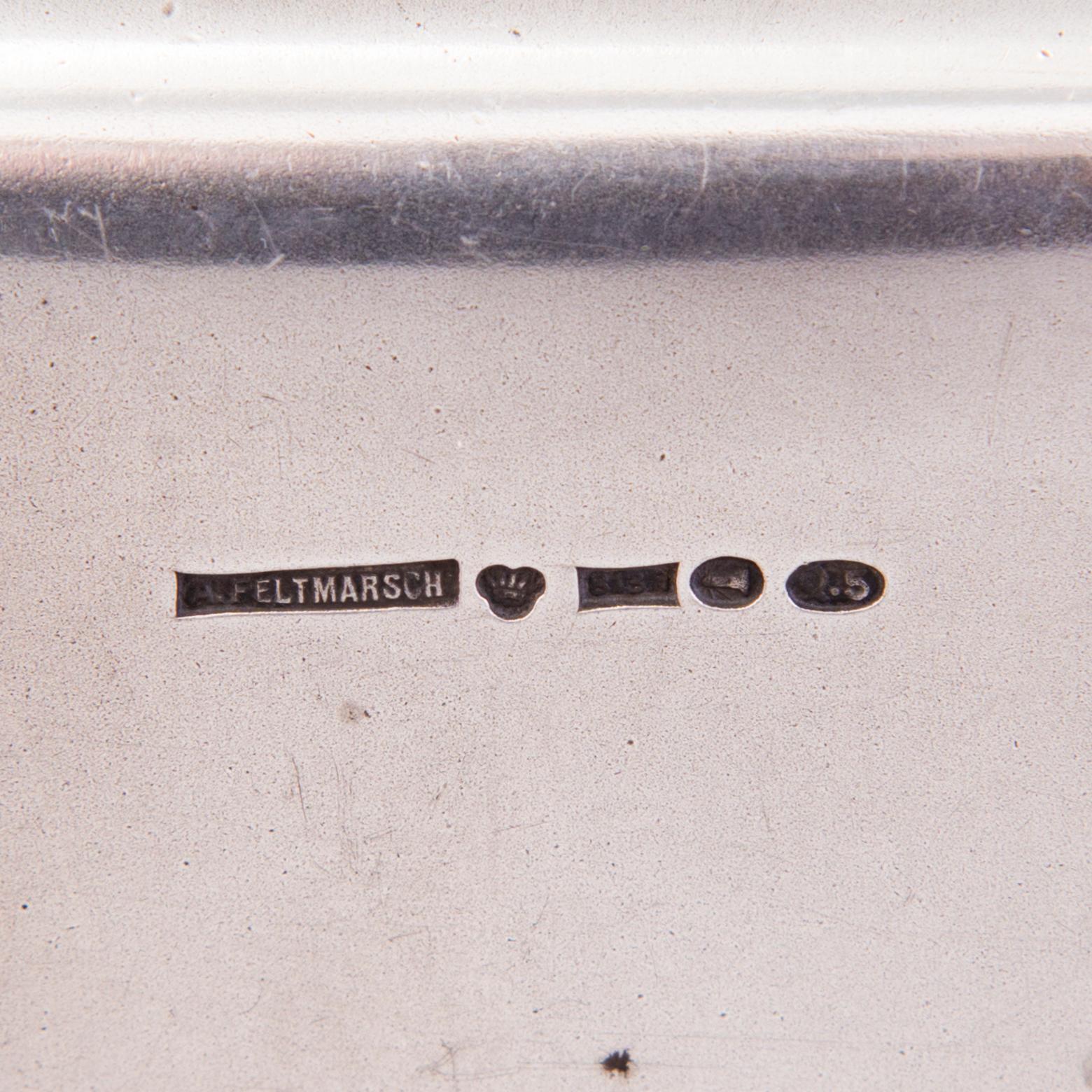 ILTALAUKKU ja SAVUKERASIA, hopeaa, A. Feltmarsch, Hanko, 1921 ja Suomen Kultaseppä Oy, Turku, 1918.