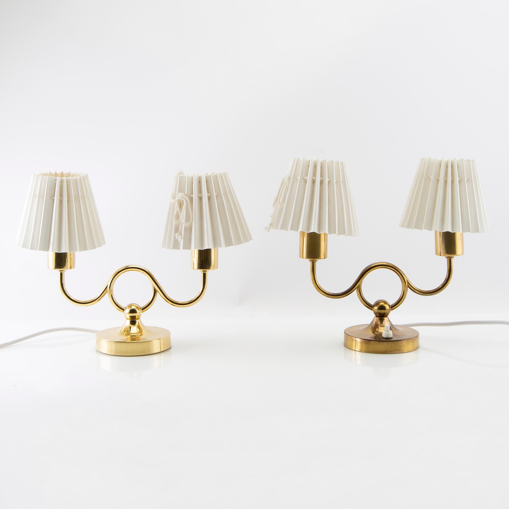 Josef Frank, Table lamps 1 pair, model no 2483/1 for the firm Svenskt Tenn.
