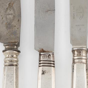 Knivar, matknivar samt bordsknivar, 11 st, silver, bl a Ryssland och Estland.