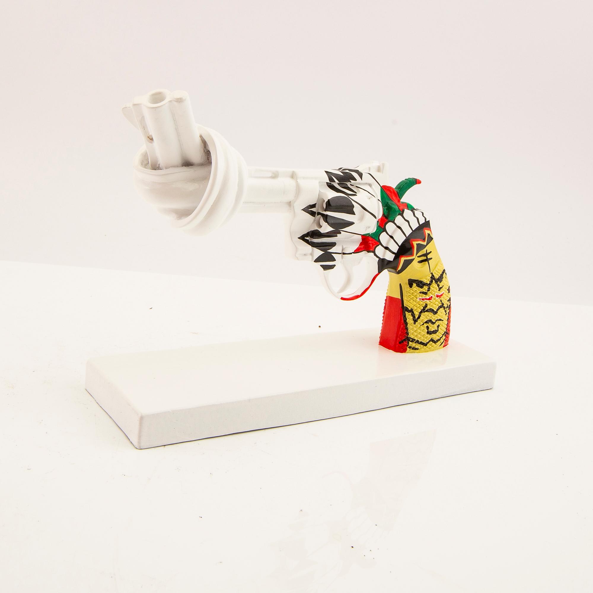 Carl Fredrik Reuterswärd/The Non-Violence Project Foundation, sculpture, numbered 172/499.