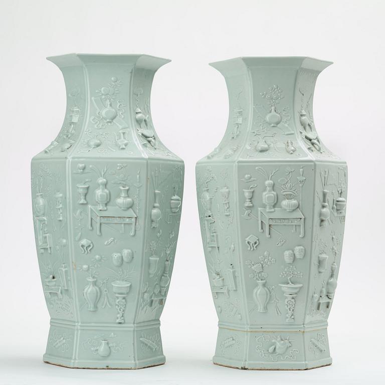 A pair of large celadon glazed vases, late Qing dynasty, circa 1900.