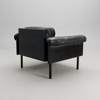 YRJÖ KUKKAPURO, sohva ja nojatuolipari, "Ateljee" 1900-luvun loppu.