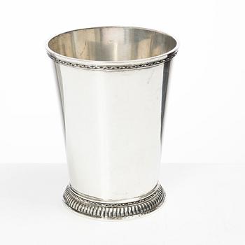 Eric Råström, bägare, silver, firma CG Råström, Stockholm 1946.