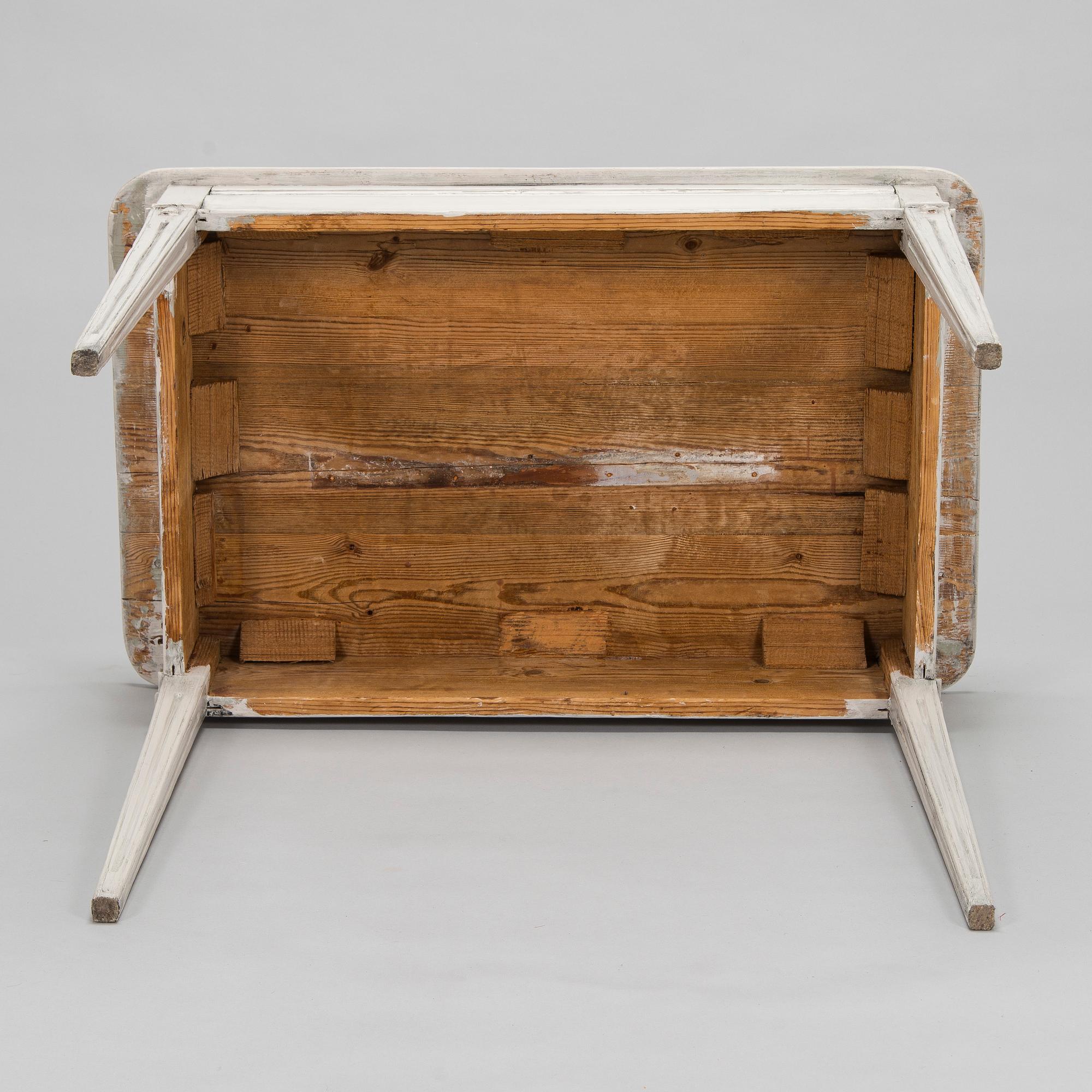 Bord, gustavianskt, tidigt 1800-tal.