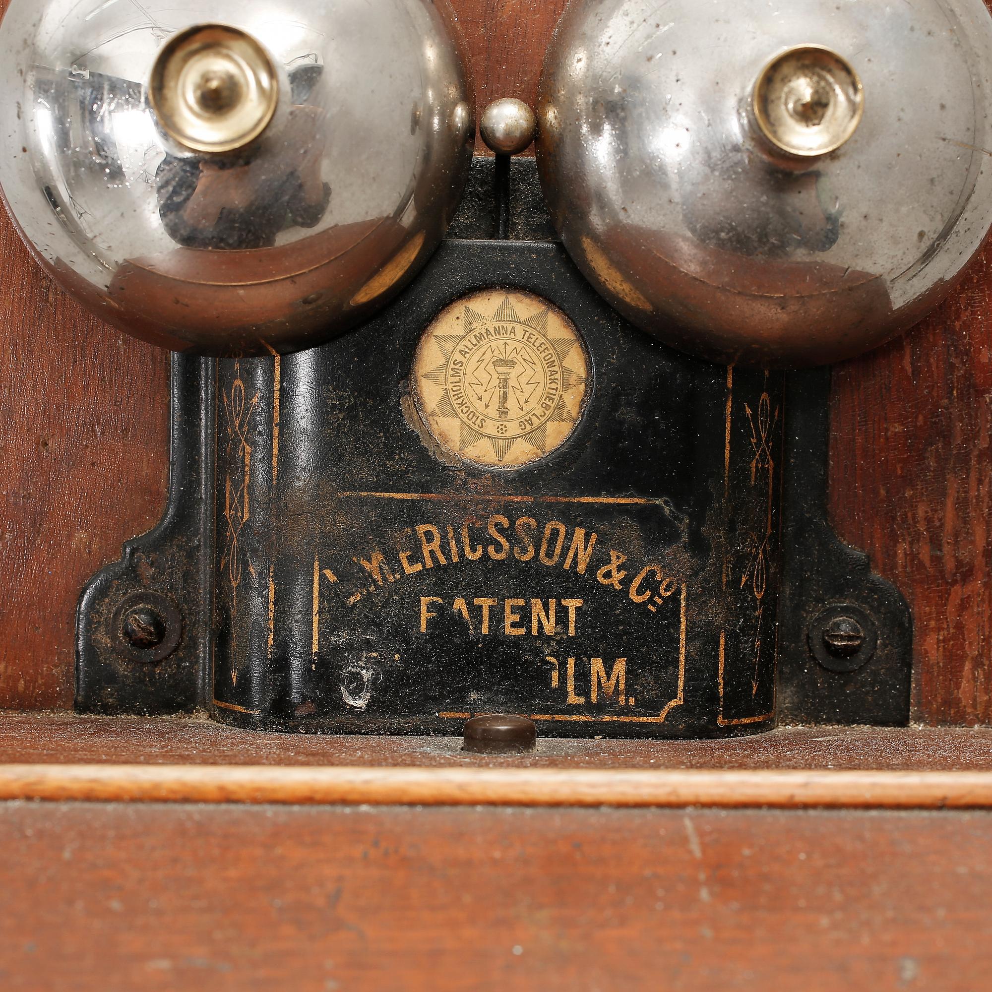 VÄGGTELEFON, 1900-talets början.