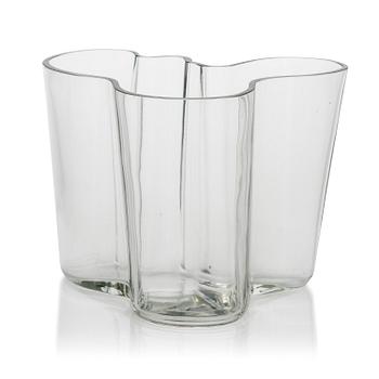 Alvar Aalto, vas, modell 3030, signerad Alvar Aalto. Iittala 1950-tal.