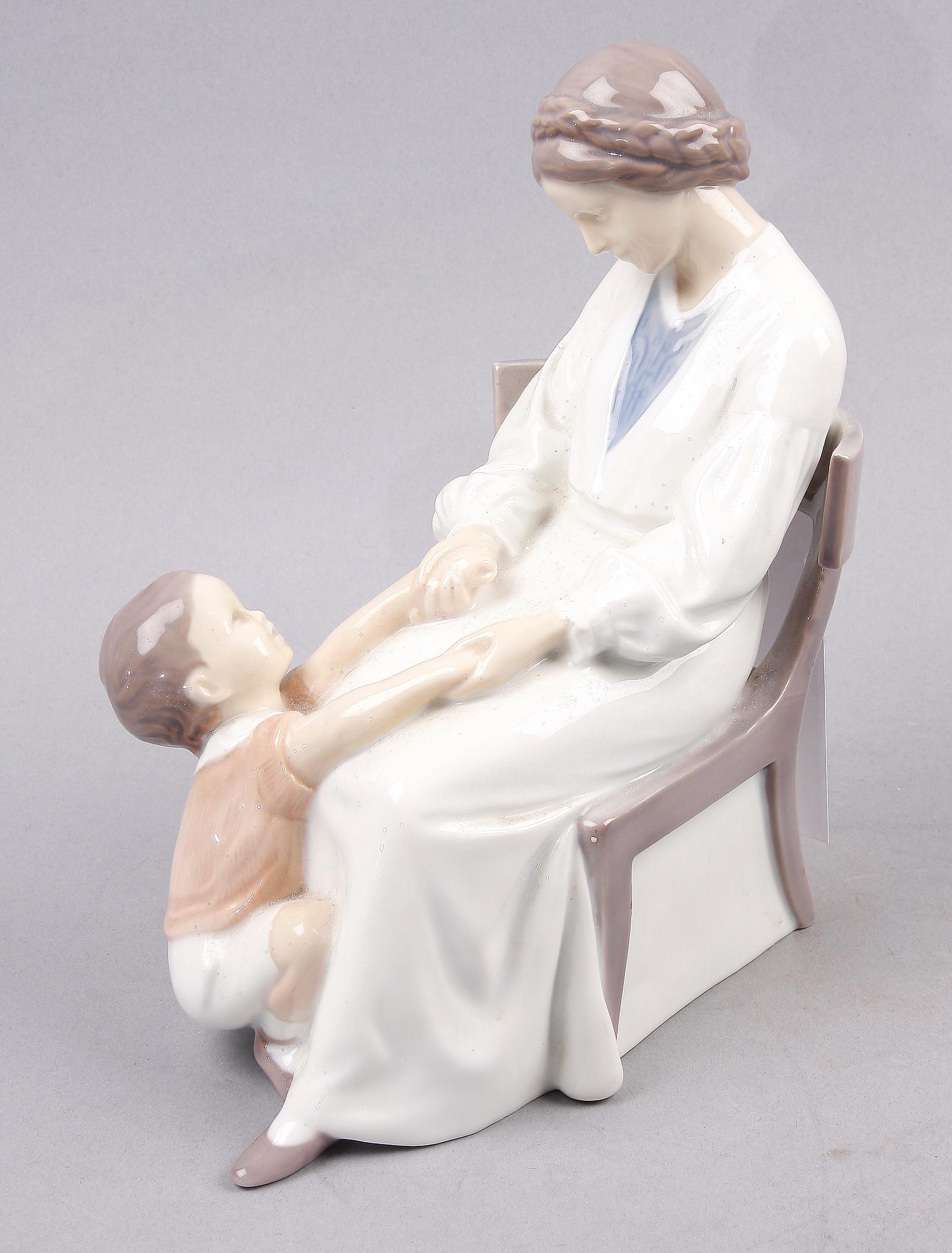 FIGURIN, porslin, Bing & Gröndahl, Danmark.