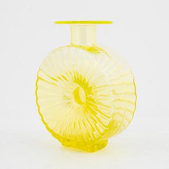 Helena Tynell, flaska, "Solflaskan" Riihimäen Lasi Oy. I produktion 1964-1974.