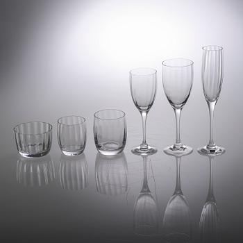 SERVISGLAS, 34 delar, "Optica", Gunnar Cyrén, Orrefors, 1900-talets andra hälft.