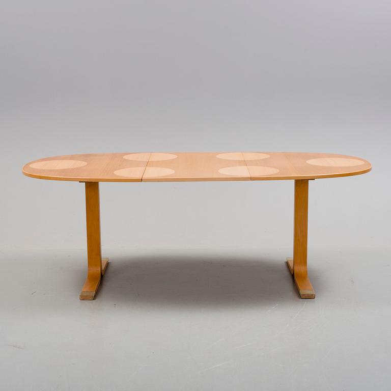 MATBORD,+ 1 iläggsskiva, omkring 1900-talets mitt.