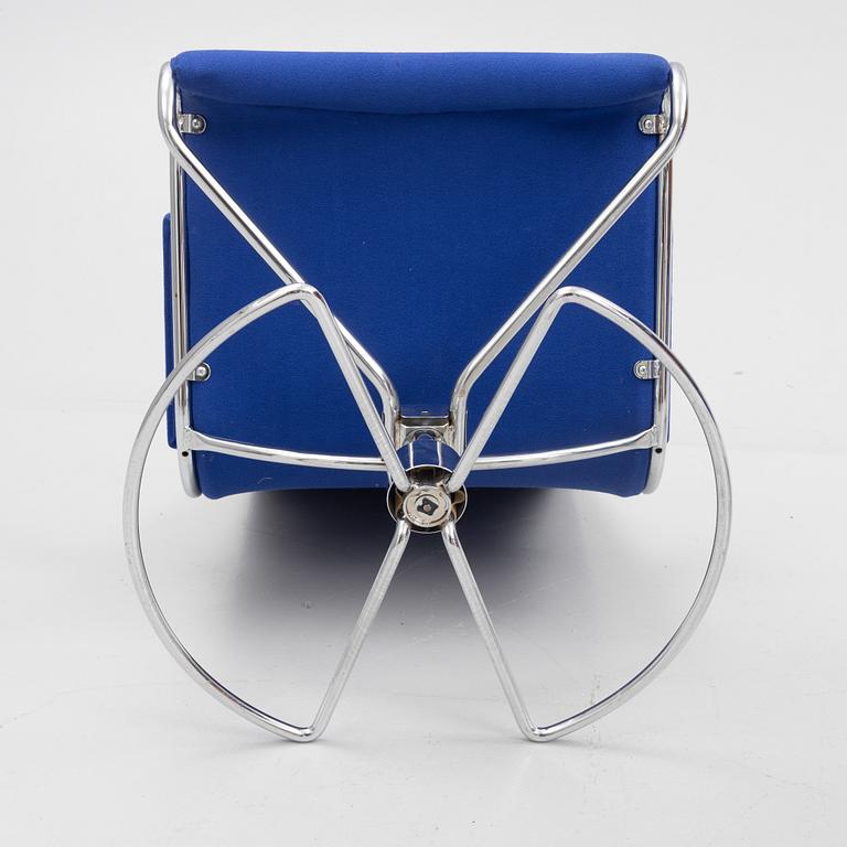 Bruno Mathsson, a pair of 'Minister' armchairs, Bruno Mathsson International, 2003.