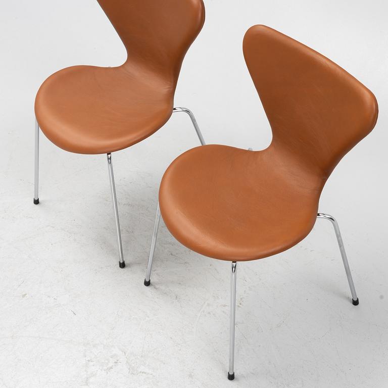 Arne Jacobsen, stolar 6 st "Sjuan", Fritz Hansen, 1970-tal.