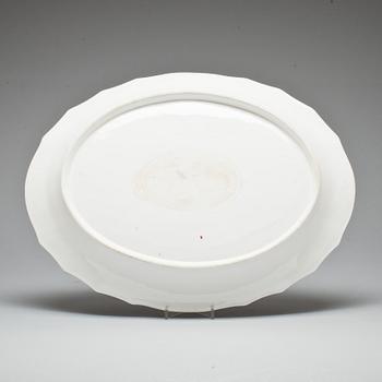SERVERINGSFAT, porslin, "Sachsisk blomst", Royal Copenhagen. Omkring 1900.