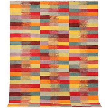 A Kilim rug, c. 232 x 168 cm.