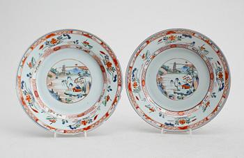 TALLRIKAR, 1 par, Kina, 1700-tal.