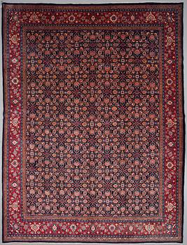 MATTA, Sarouk möjligen, 1900-talets slut. Ca 417 x 313 cm.
