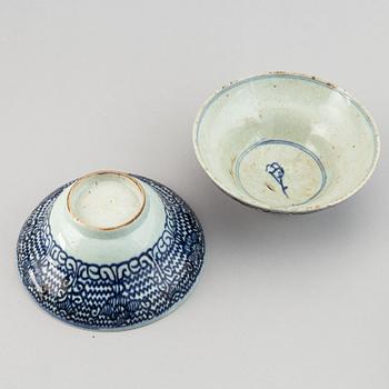 A group of 13 (11+2) blue and white bowls and dishes, Ming, Qing and, Japan, also  20th century.