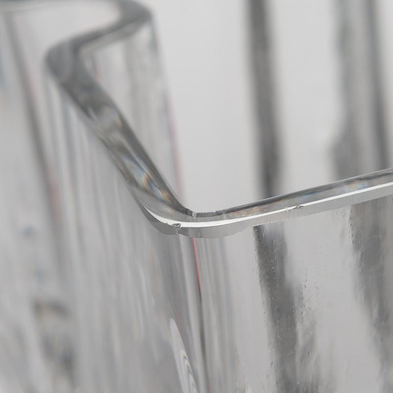 HELENA TYNELL, a '6608' vase signed Helena Tynelll Riihimäen Lasi.