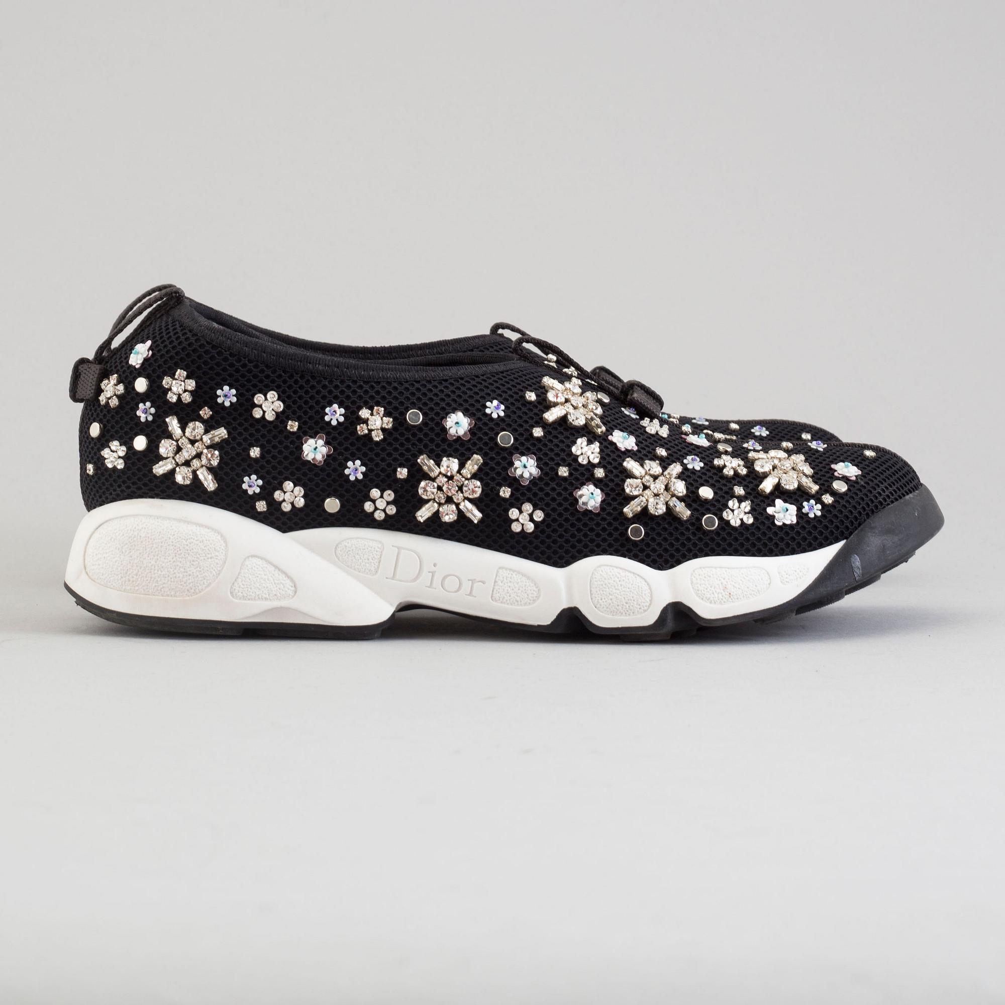 a pair of CHRISTIAN DIOR 'Dior Fusion' sneakers, size 39.