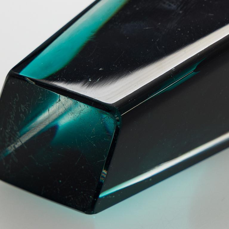 Kaj Franck, a 'Prisma' vase, signed K. Franck, Nuutajärvi Notsjö -59.