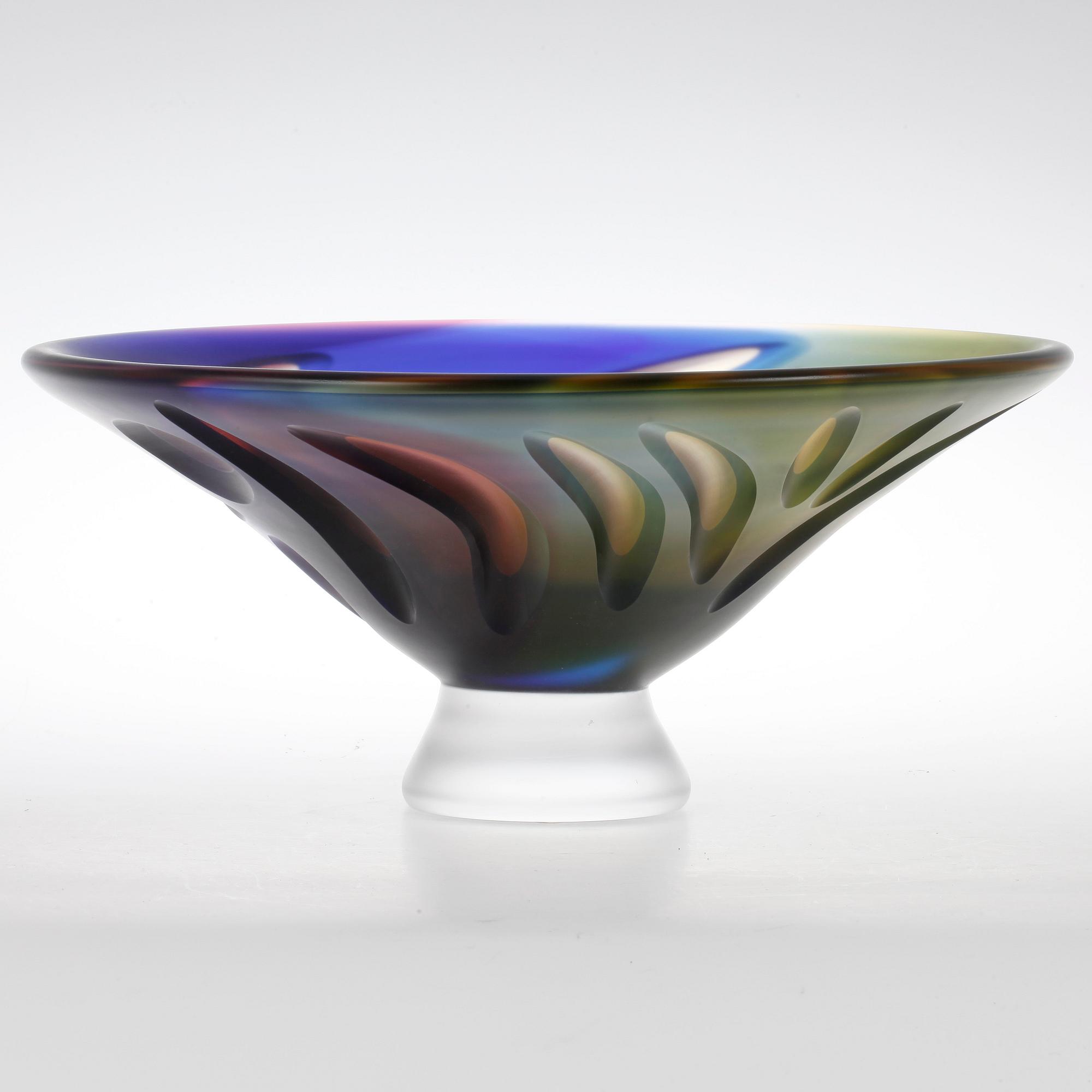 SKÅLFAT, glas "Karibisk måne", Göran Wärff, Kosta Boda 1991, unik.