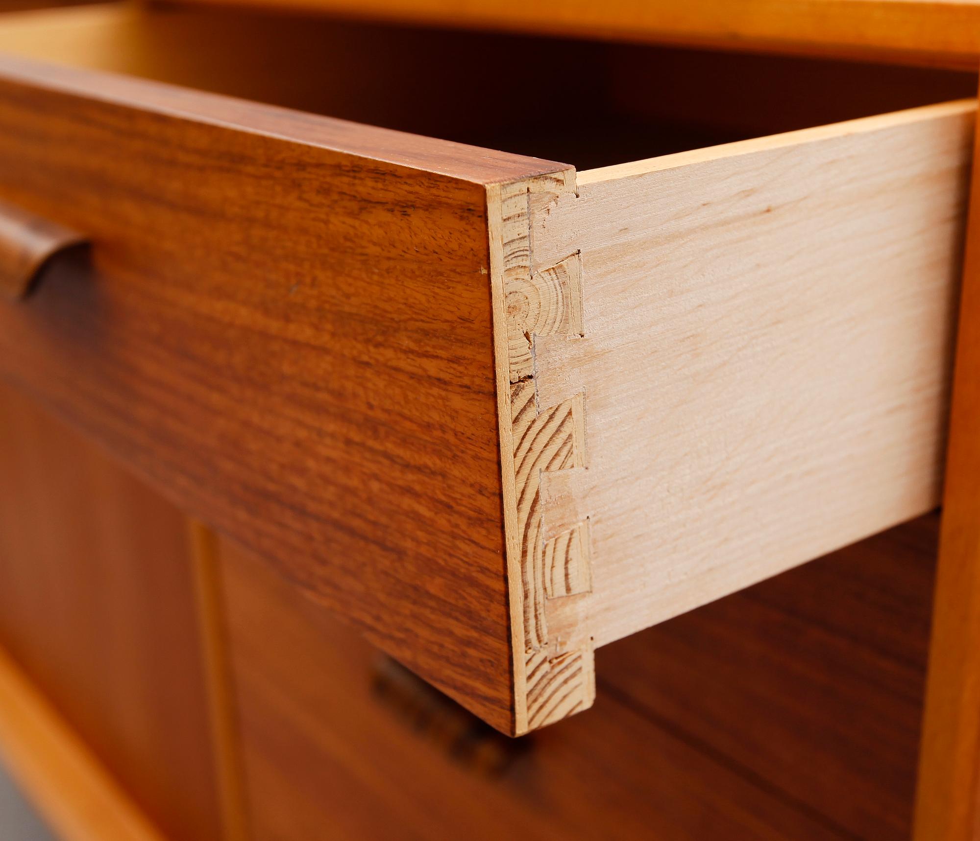 SIDEBOARD, 1900-talets andra hälft.