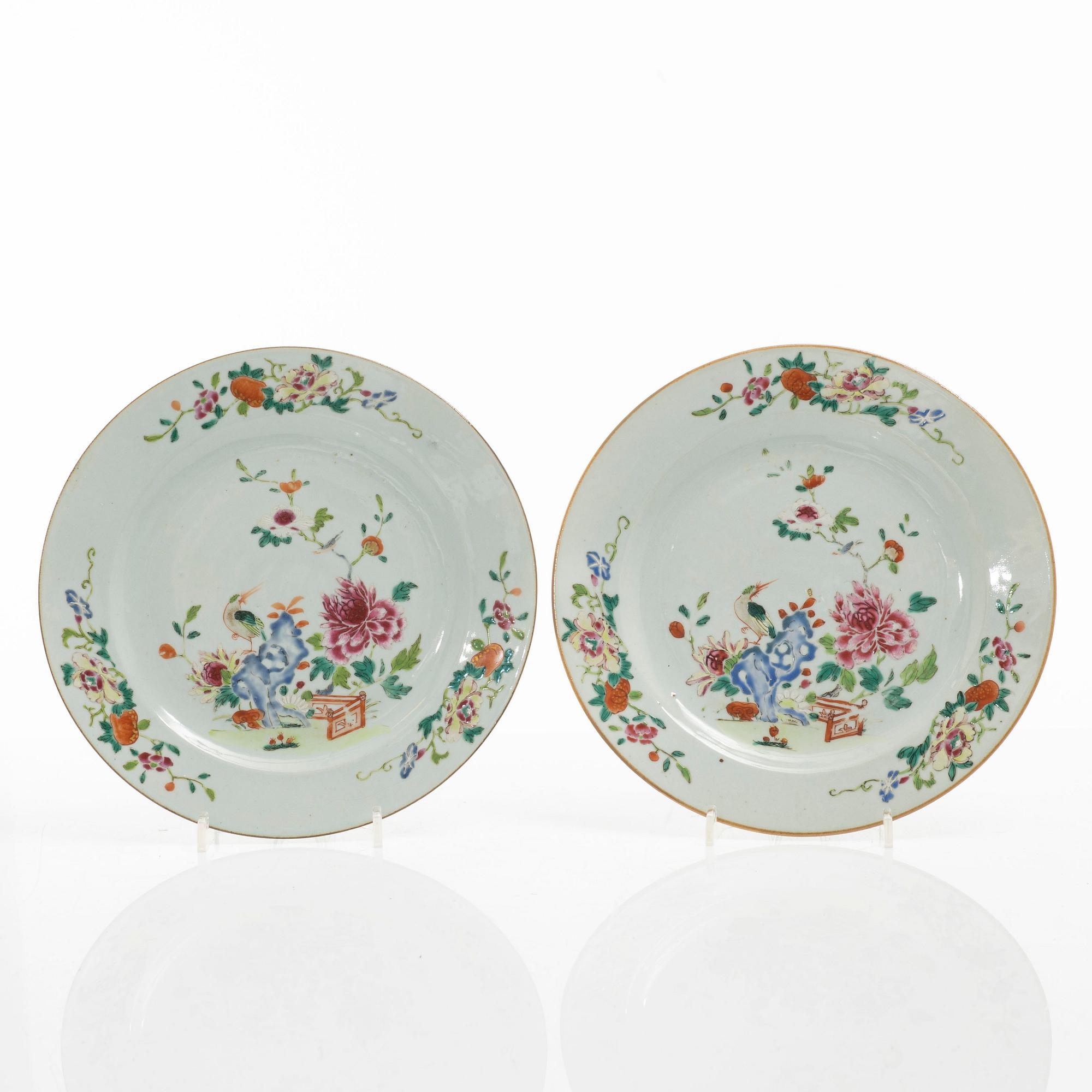 Tallrikar, 15 stycken, porslin, Kina, Qingdynastin, 1700-tal.