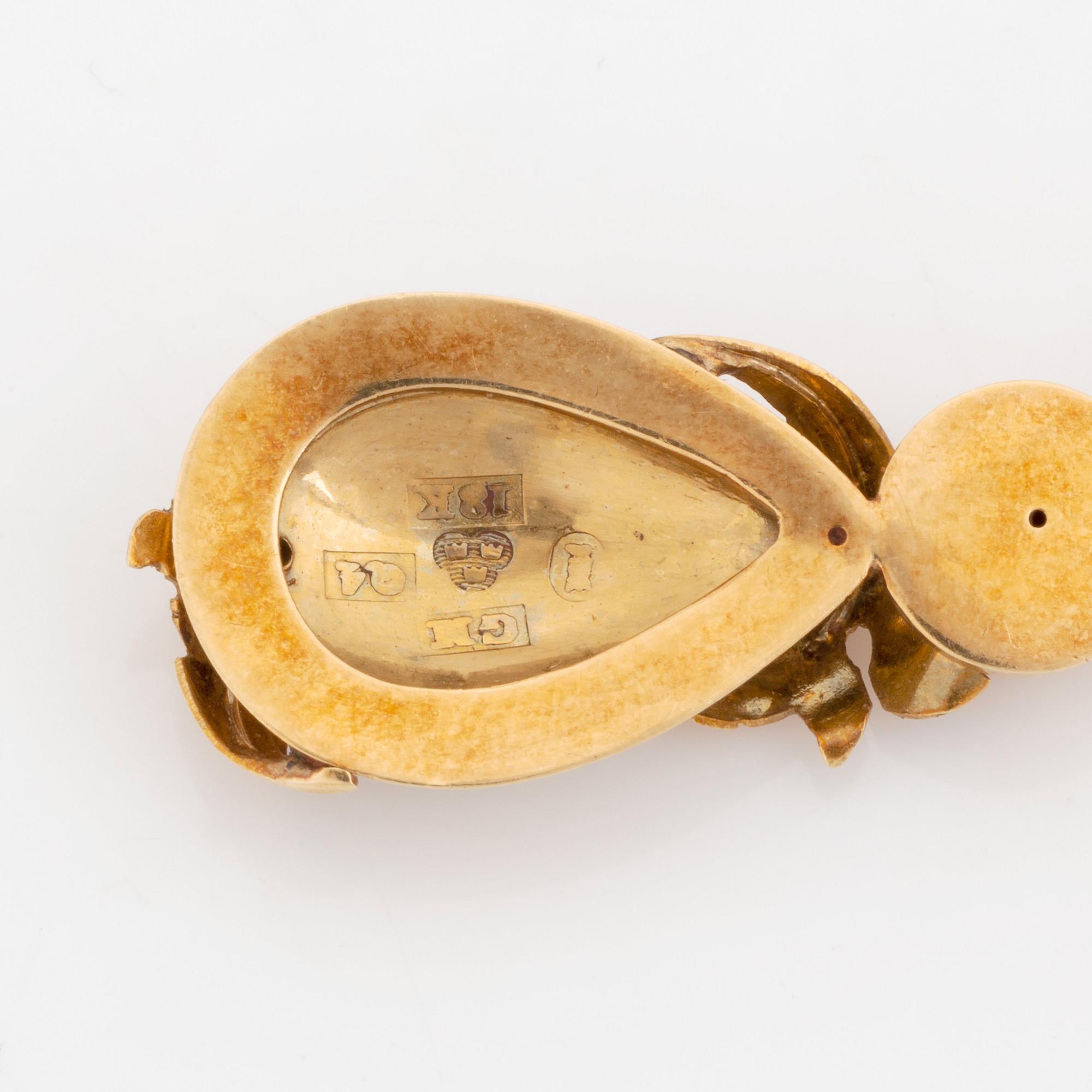 A G Möllenborg 18K gold demi parure comprising a bracelet, a brooch and a pair of earrings.
